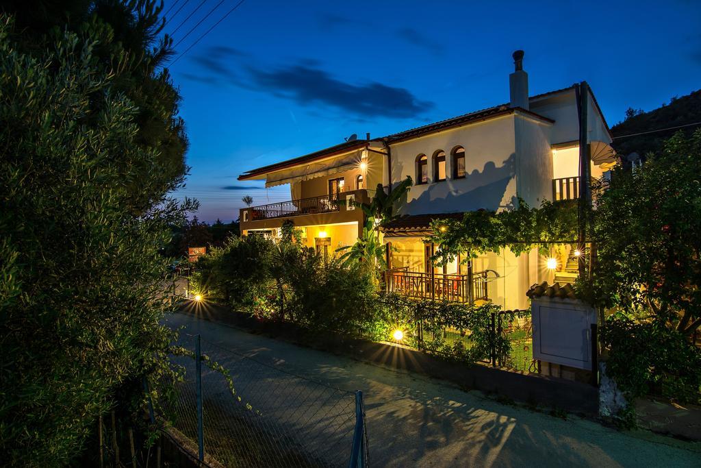 Tsamakdas House Торони Экстерьер фото