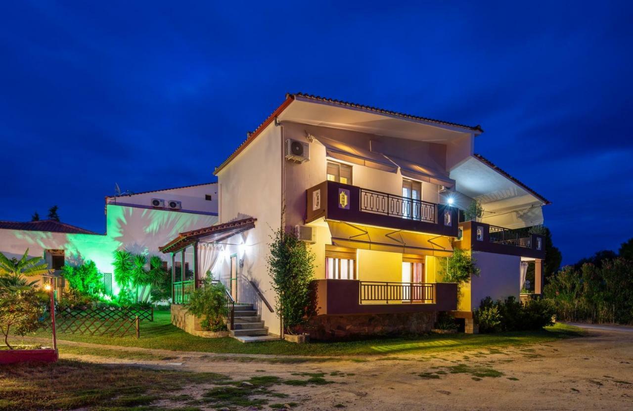 Tsamakdas House Торони Экстерьер фото